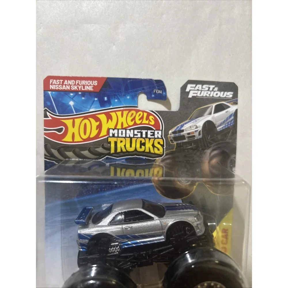 Hot Wheels Monster Trucks Fast & Furious Nissan Skyline  1:64 Diecast